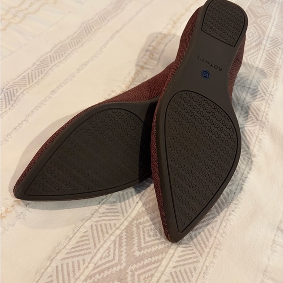 RETIRED PATTERN! Rothy’s Truffle Python Point flat (size 8.5) - Picture 2 of 6